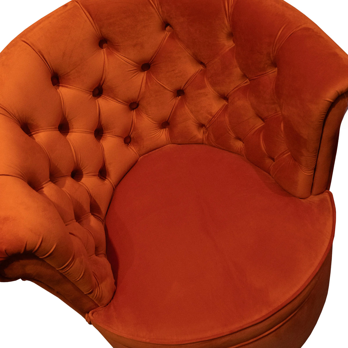 Cocktailsessel aus Samt mit Chesterfield-Rücken – Orange – 76 x 80 cm – elegant & kompakt