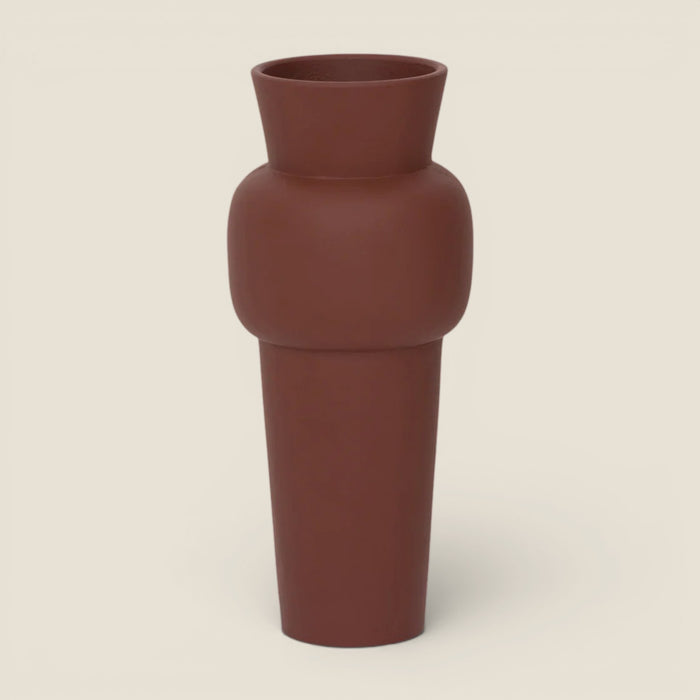 Vase Thor — Skulpturale Aluminium-Vase mit rustikaler Bronze-Optik