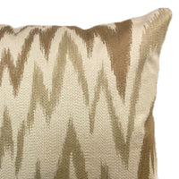 Velvet Kissen AYANA — Beige Bronze — 50x50 cm — Ikat-Muster dezent