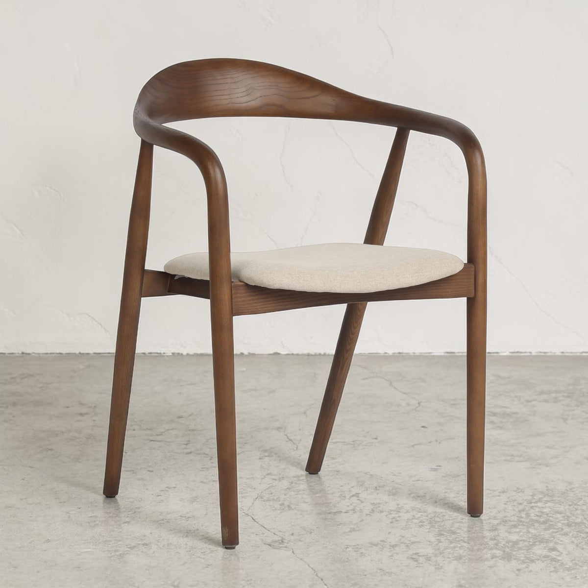 RINA Dining Chair – Holz & Stoff Braun