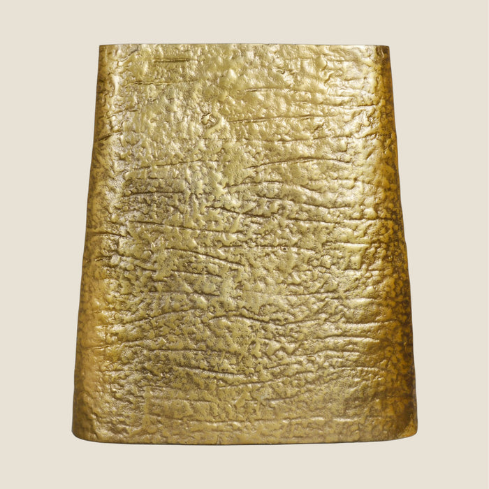 Vase aus Aluminium in Raw/Antikgold – organische Form – 36×9×39 cm – modern