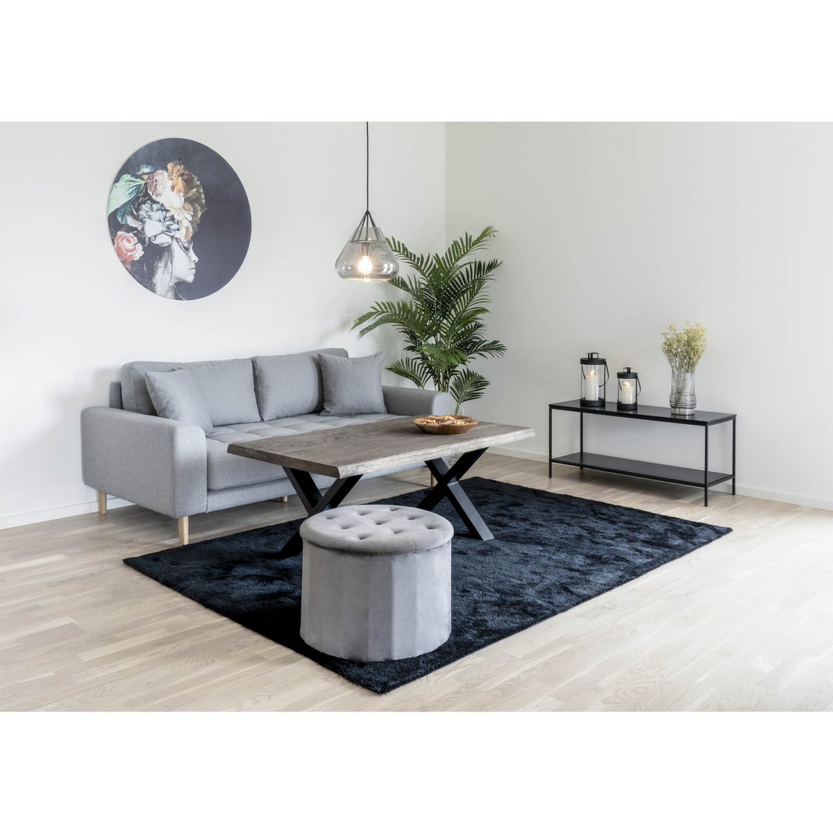 TV-Ständer Vita Noir – Elegantes Design aus Stahl in Schwarz