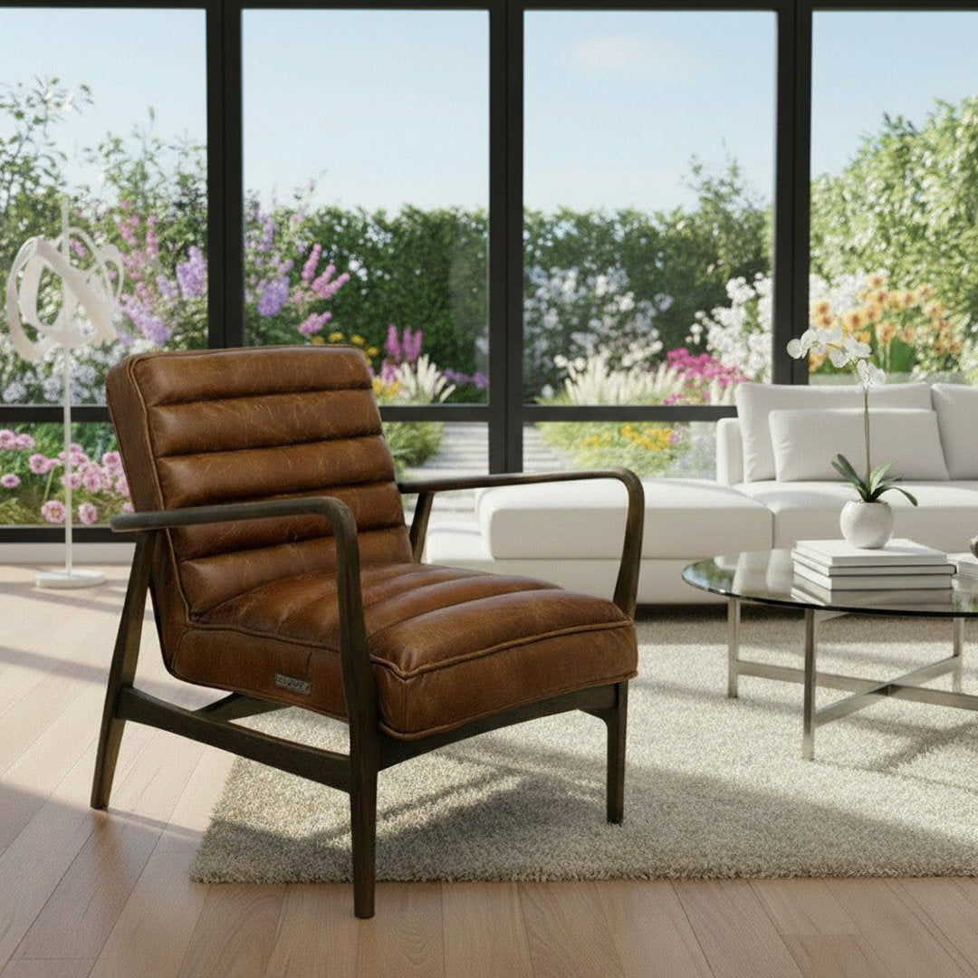 Levi Armchair Dark Brown — Leder & Holzrahmen