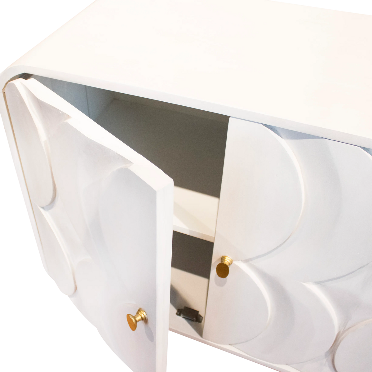 Sideboard aus Mangoholz in Whitewash – 152×42×82 cm – strukturiertes Design