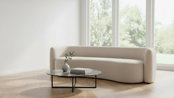 Sofa Cosmic Beige aus Stoff mit weicher Form