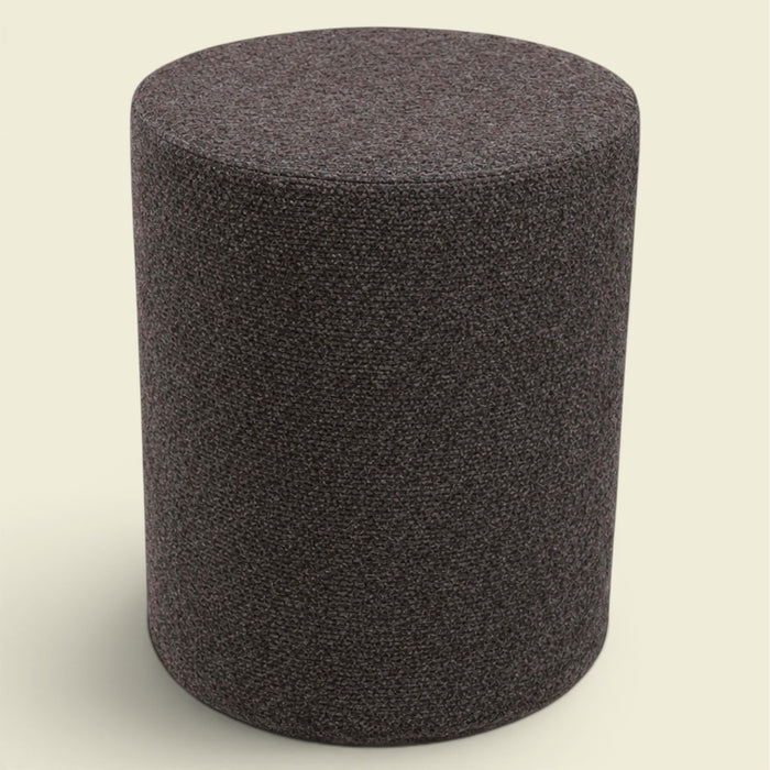 Cleo Hocker Stoff Espresso Ø40 — dunkle Ruhe