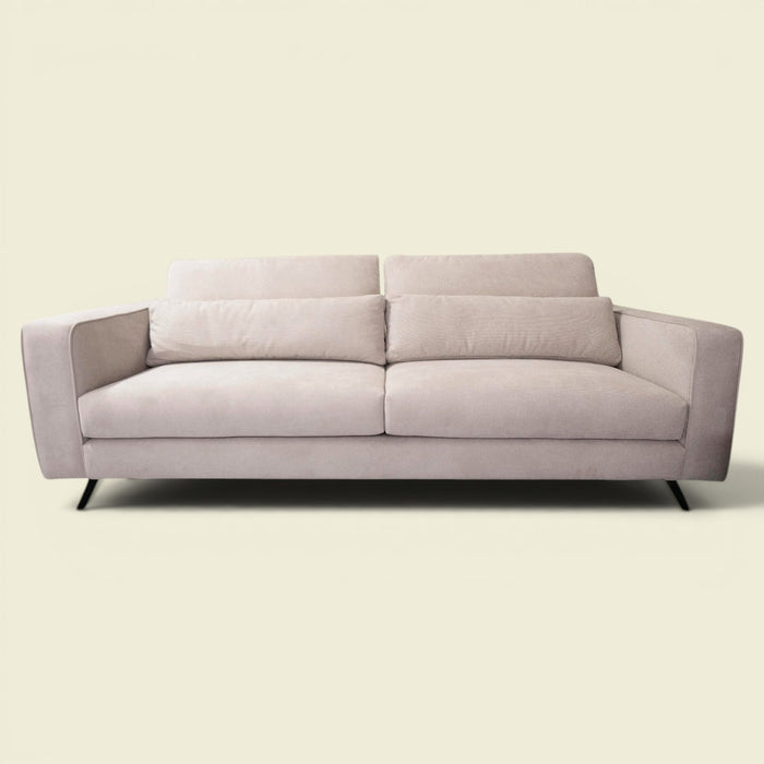 Merida 2-Sitzer Sofa Beige — kompakte Wohnbühne