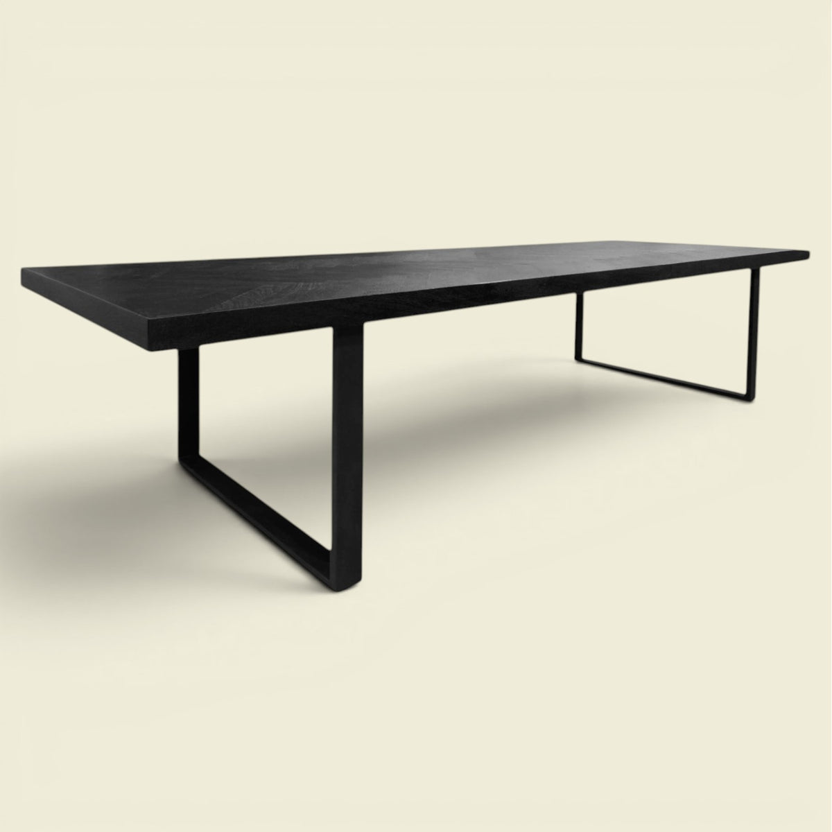 ONYX Esstisch Fischgrät Schwarz 300 — großzügige Tafel
