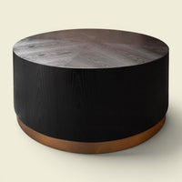 Black Oak Couchtisch Matt Gold 90×90 — großzügige Eleganz