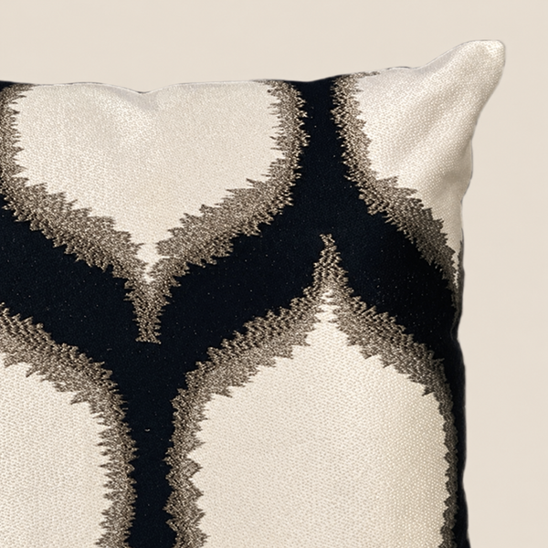 Colmore Kissen RAVEN Creme/Schwarz 50 × 50 cm – Detail